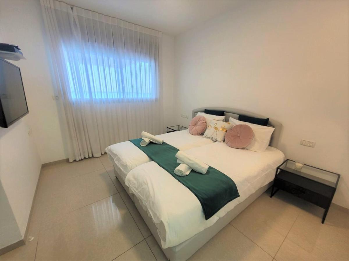 Yalarent Ariston Apartment & Penthouse Tiberias Kültér fotó